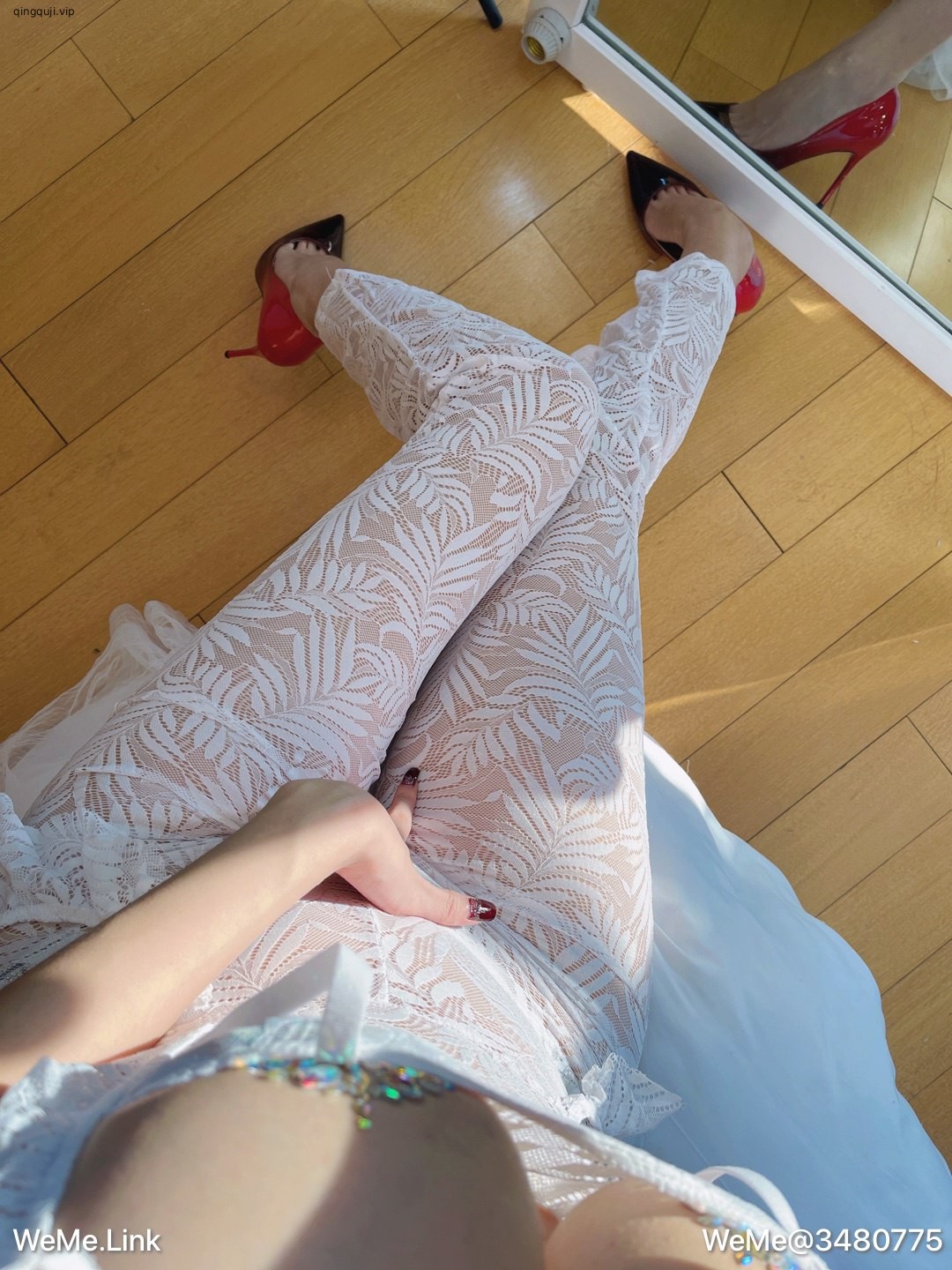 陈怡曼的秘密花园 - 钻石美胸一览无余 第16张图片