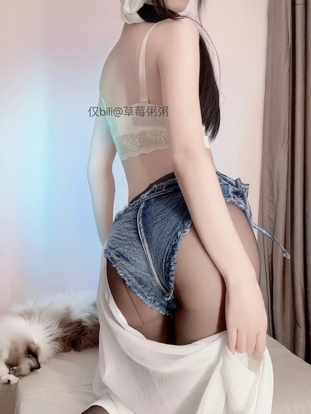 十万口草莓粥粥 - 理想型女友 第16张图片