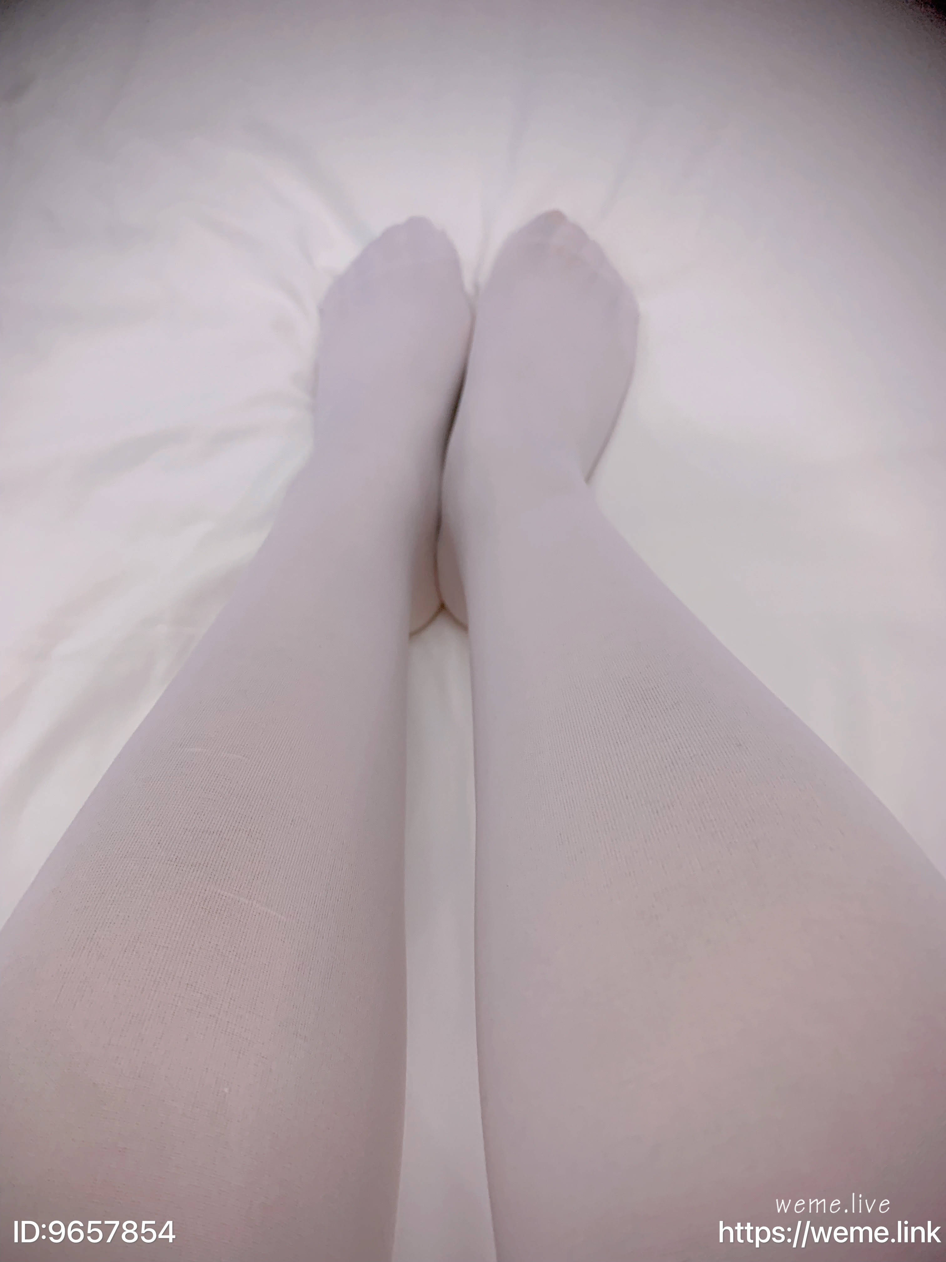 林扣弦 - 绿色白丝运动装 第13张图片