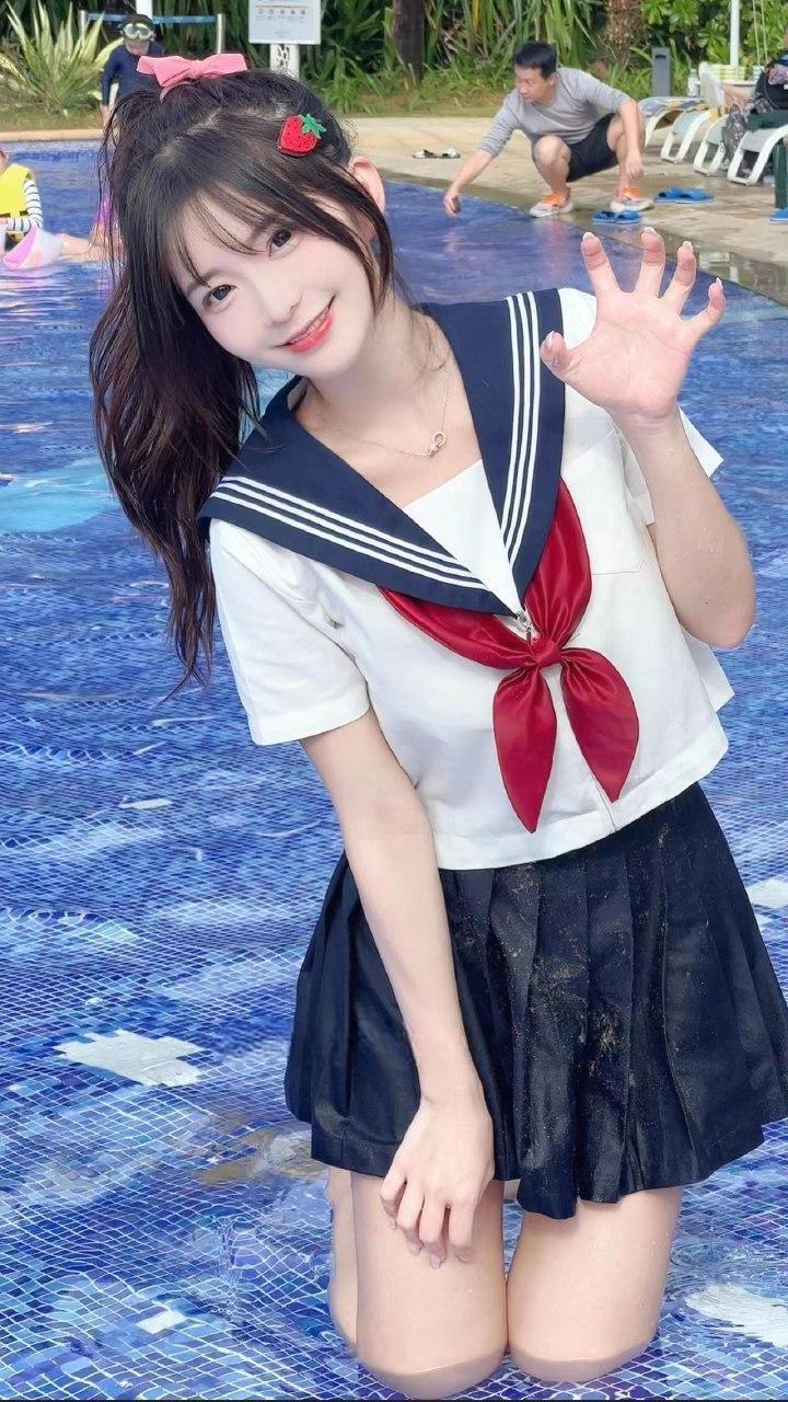 希希3 - 户外戏水JK 第1张图片