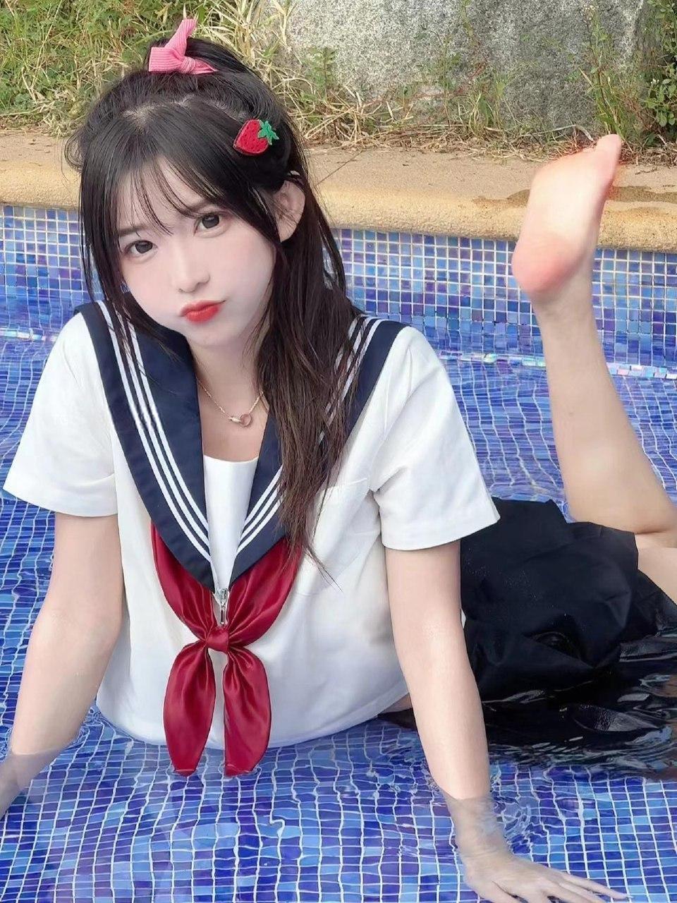 希希3 - 户外戏水JK 第6张图片