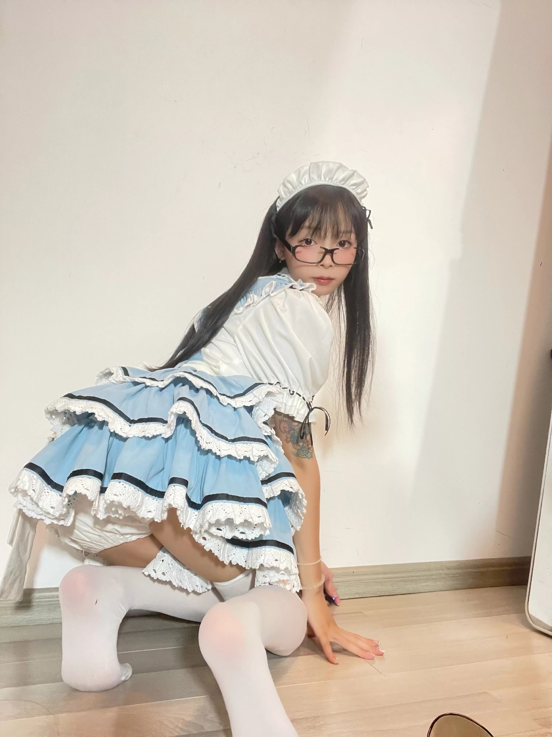 聂傲娇 - 情趣女仆 第1张图片