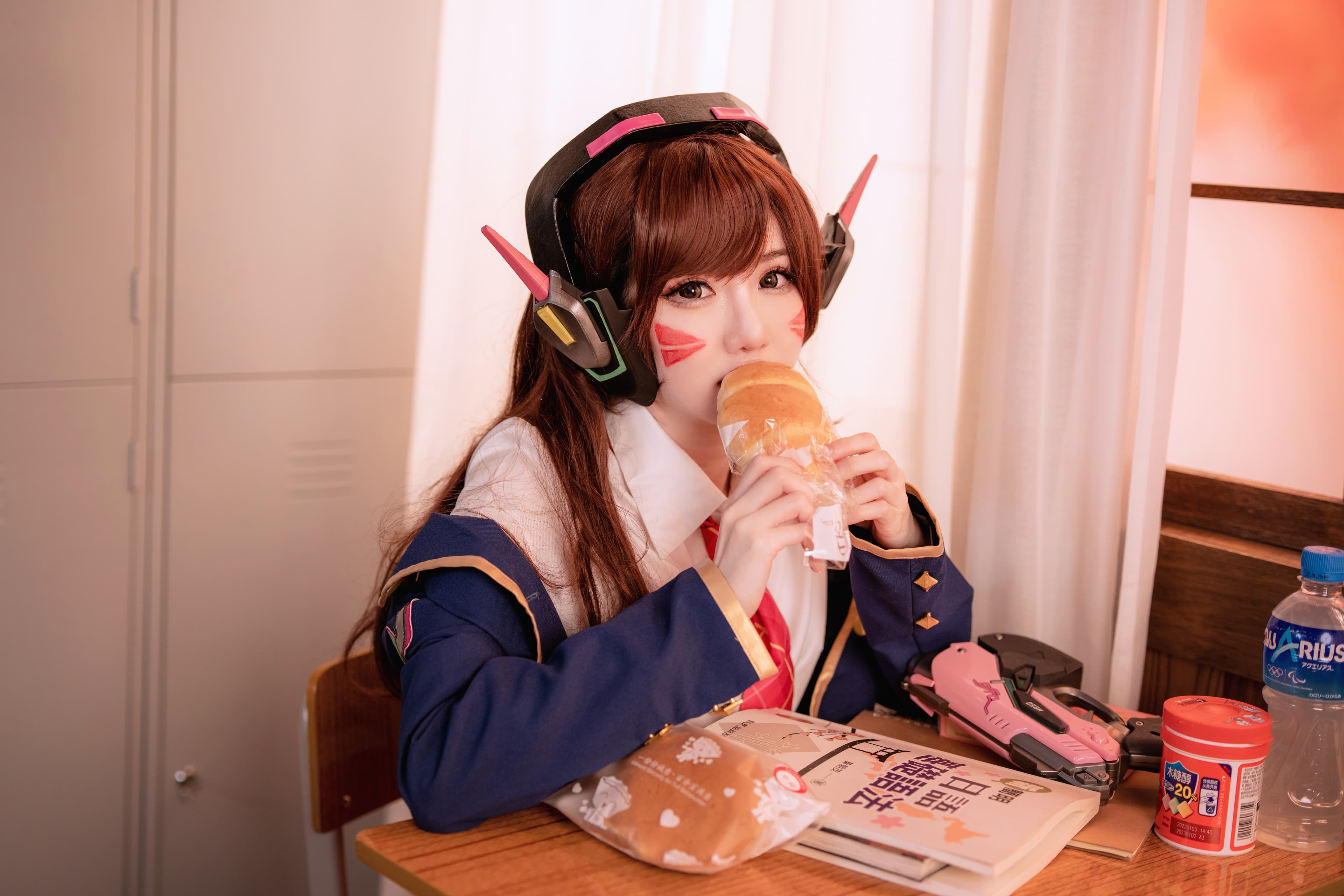 Sally Dorasnow - D.Va School Girl 第15张图片