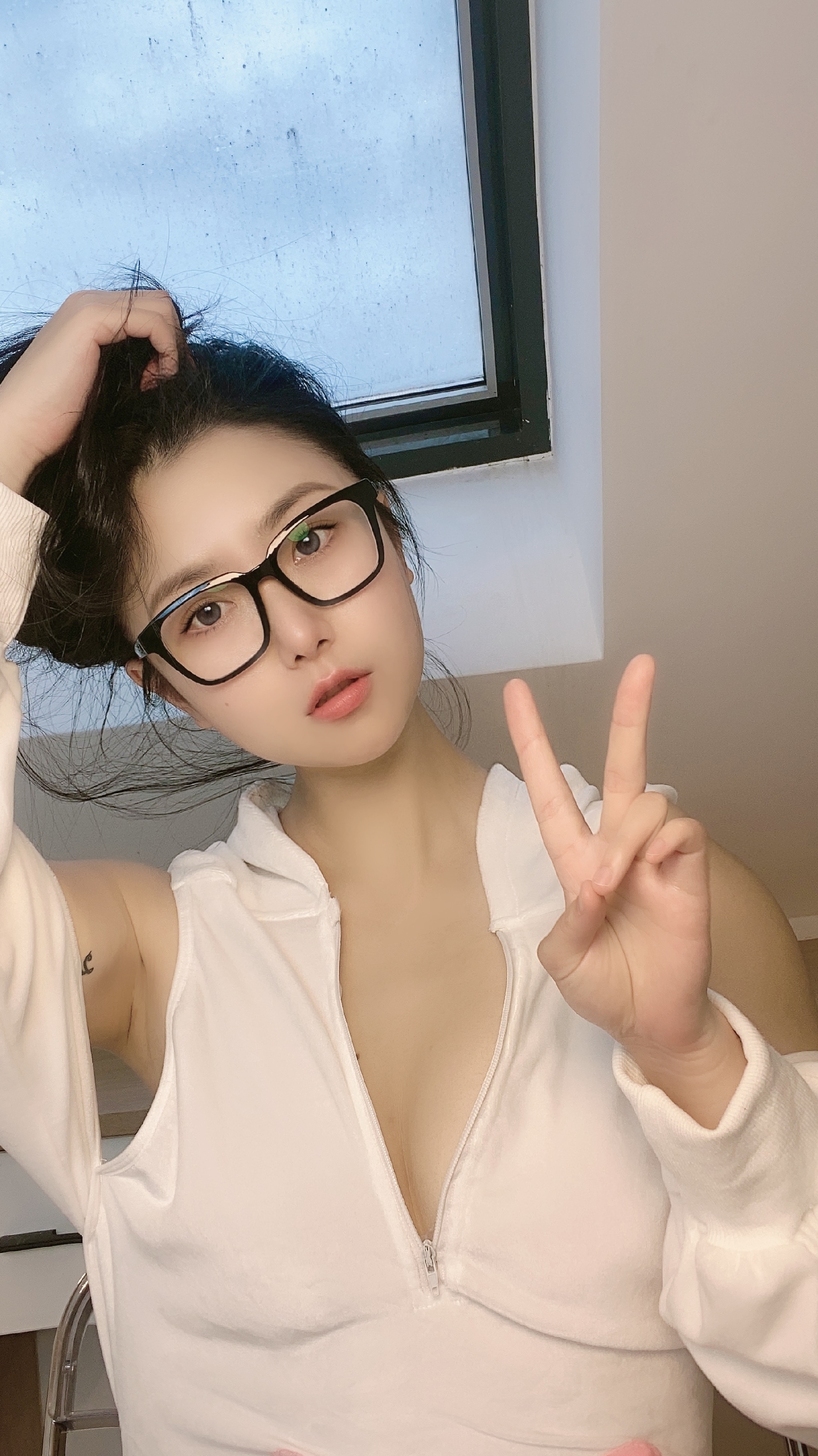 俏妞