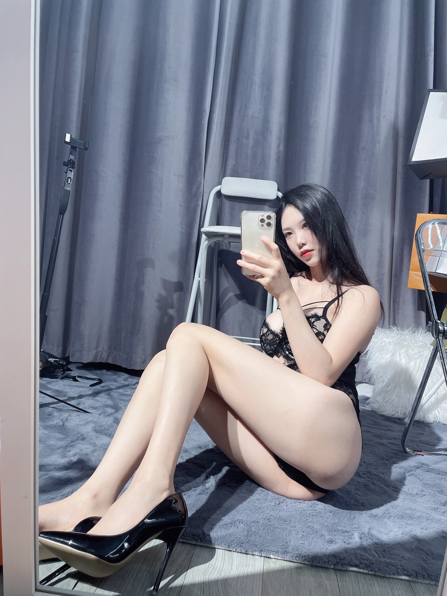 抖娘利世 - 吊带黑蕾丝 第5张图片