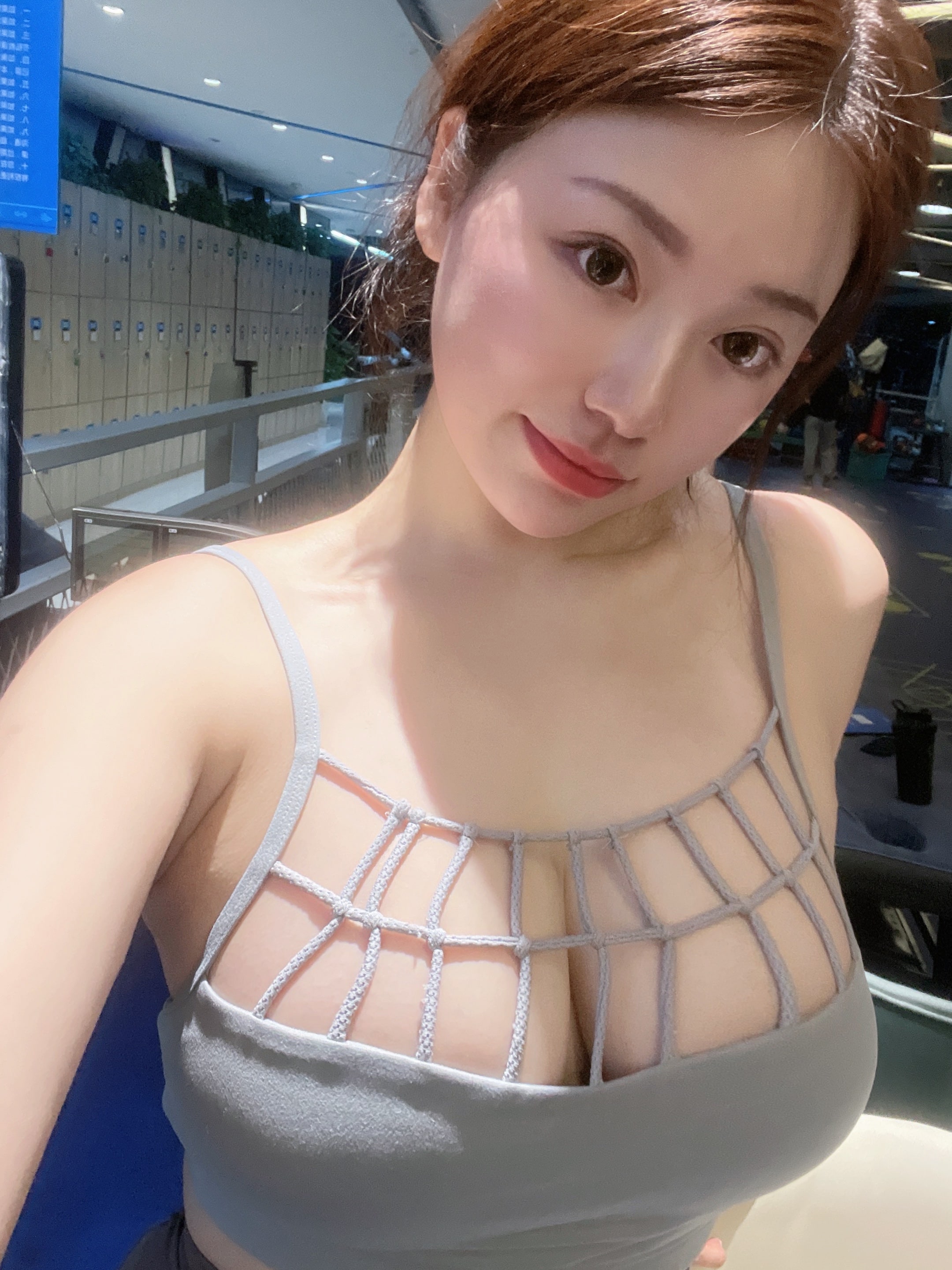 奶宝妹纸 - 健身房的喘息 第11张图片
