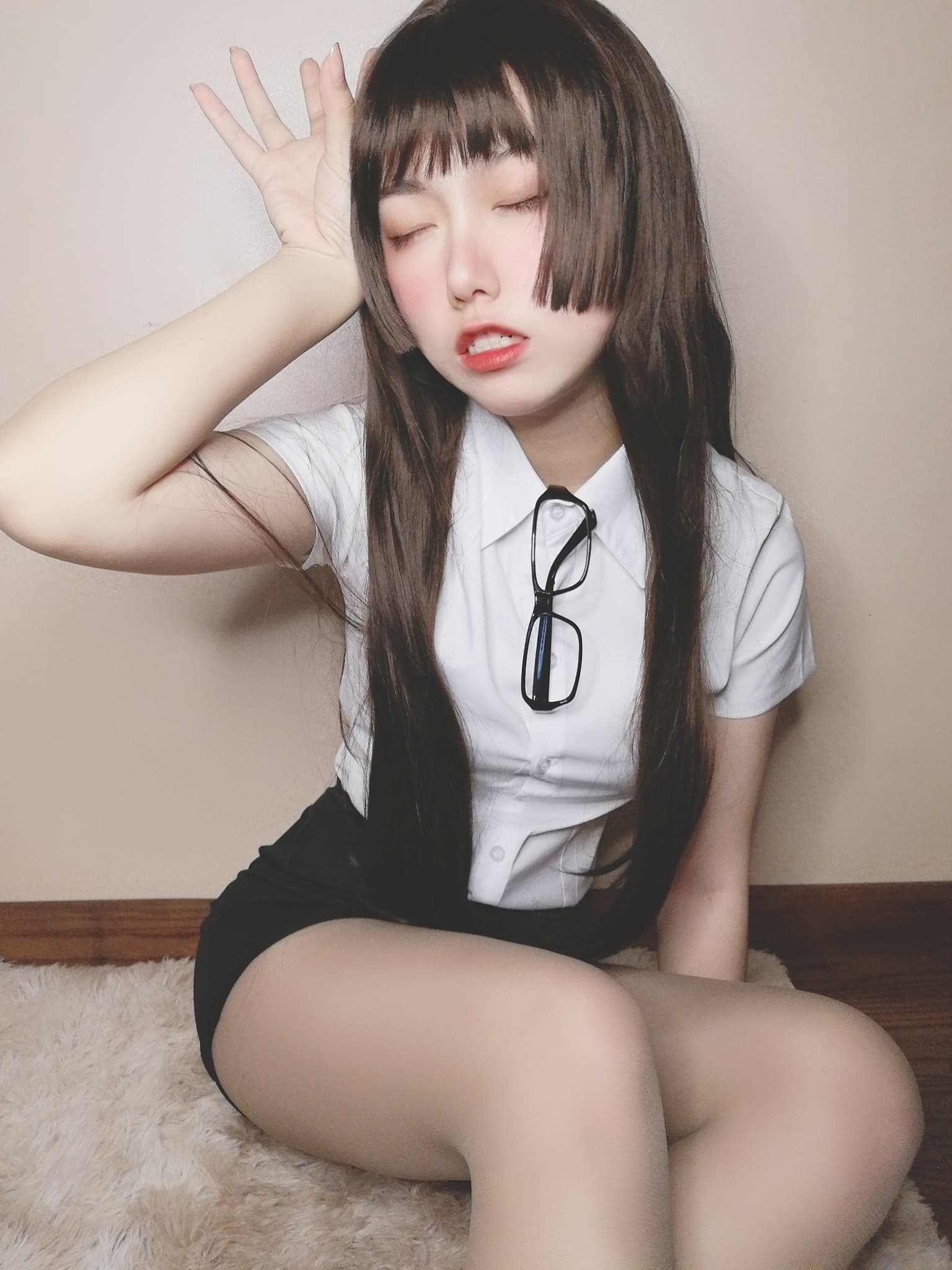 芋圆侑子 - 醉酒小秘书 第7张图片