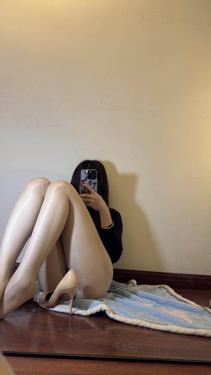 我是ou - 后妈裙下的秘密 第15张图片