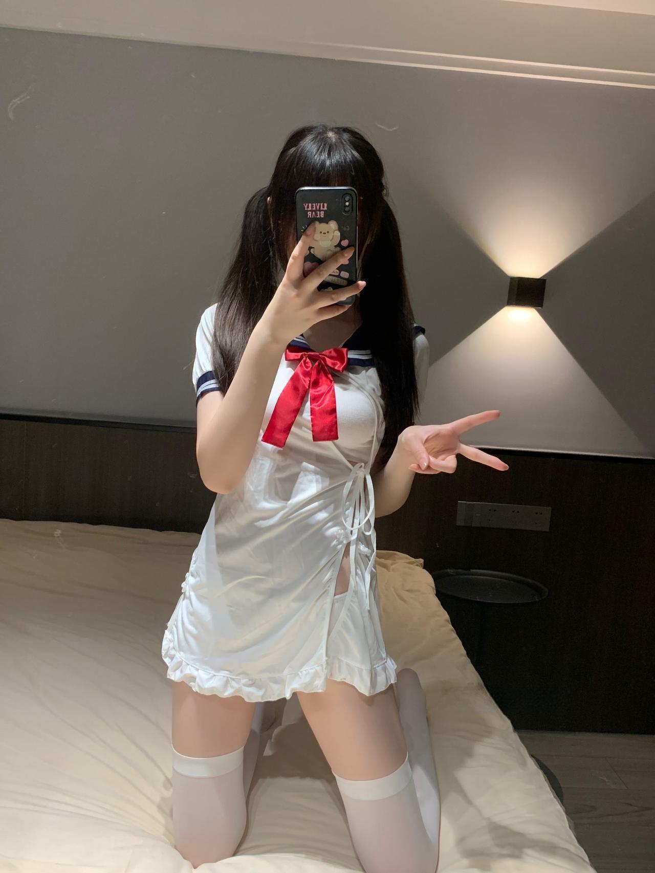 林扣弦 - 水手服肚兜 第11张图片
