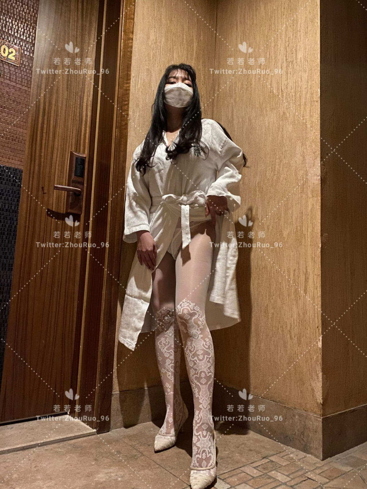 若若老师 - 白蕾丝内衣 第3张图片