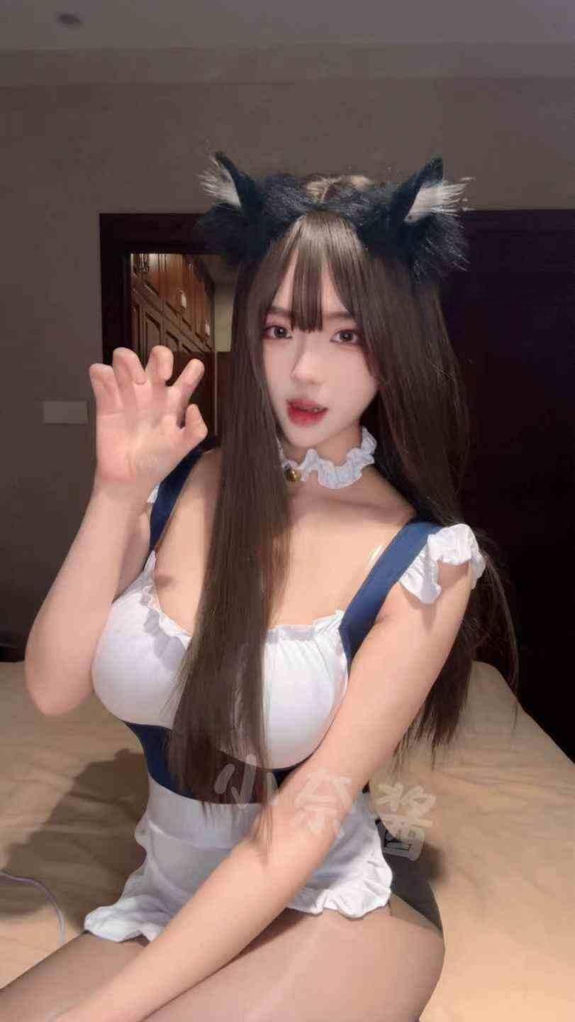 小奈酱啵 - 丰满小狐狸 第10张图片