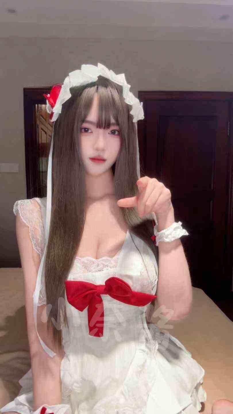 小奈酱啵 - 丰满小狐狸 第7张图片