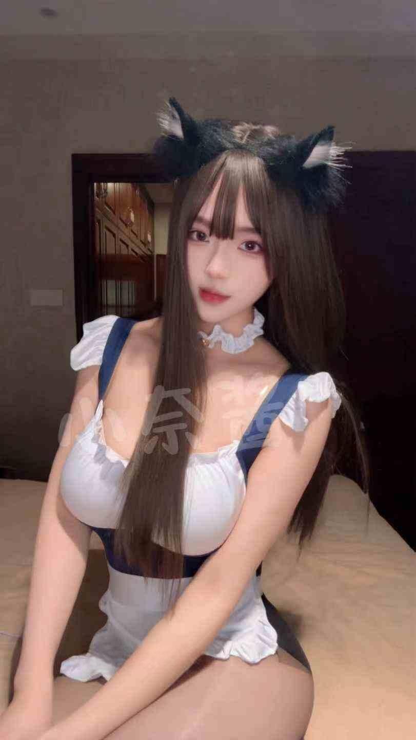 小奈酱啵 - 丰满小狐狸 第13张图片