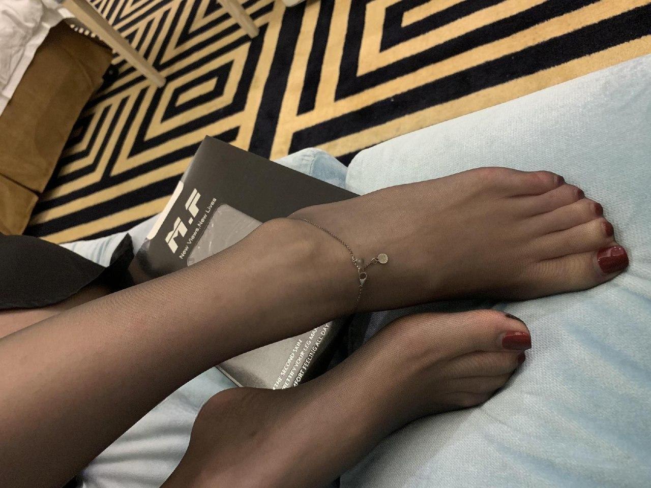 小仙女Elaine - 御姐黑丝足 第17张图片