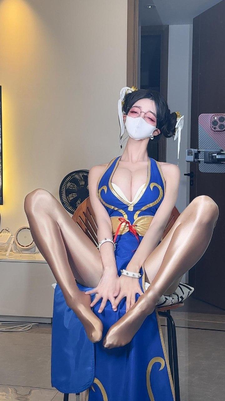 桂芬 - cos春丽系列图蓝色性感开叉旗袍 第10张图片
