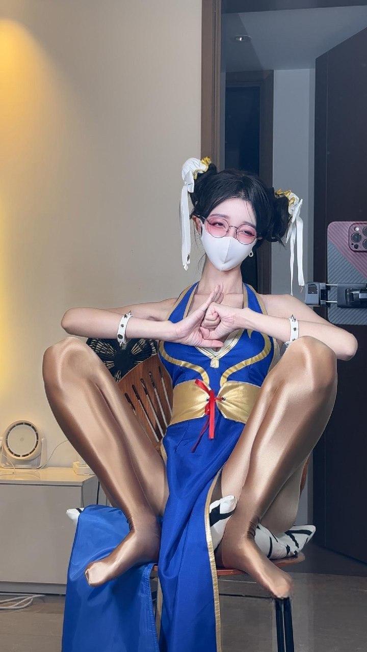 桂芬 - cos春丽系列图蓝色性感开叉旗袍 第12张图片