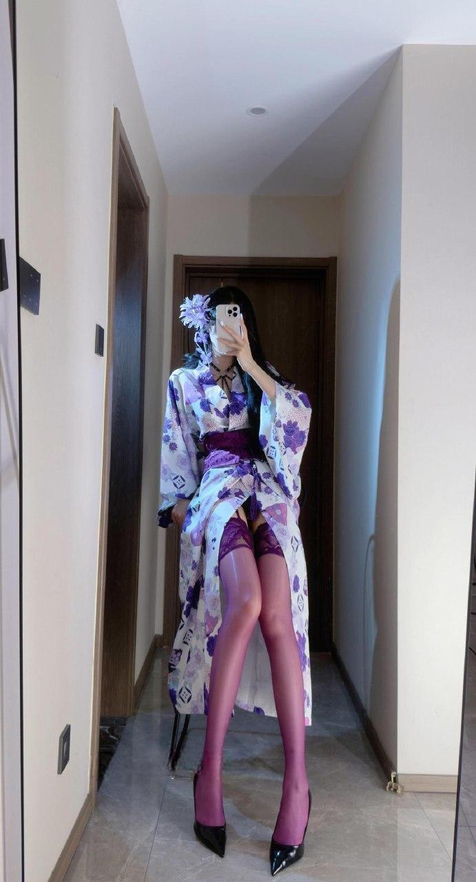 唐十七 - 红丝日系樱花服 第2张图片