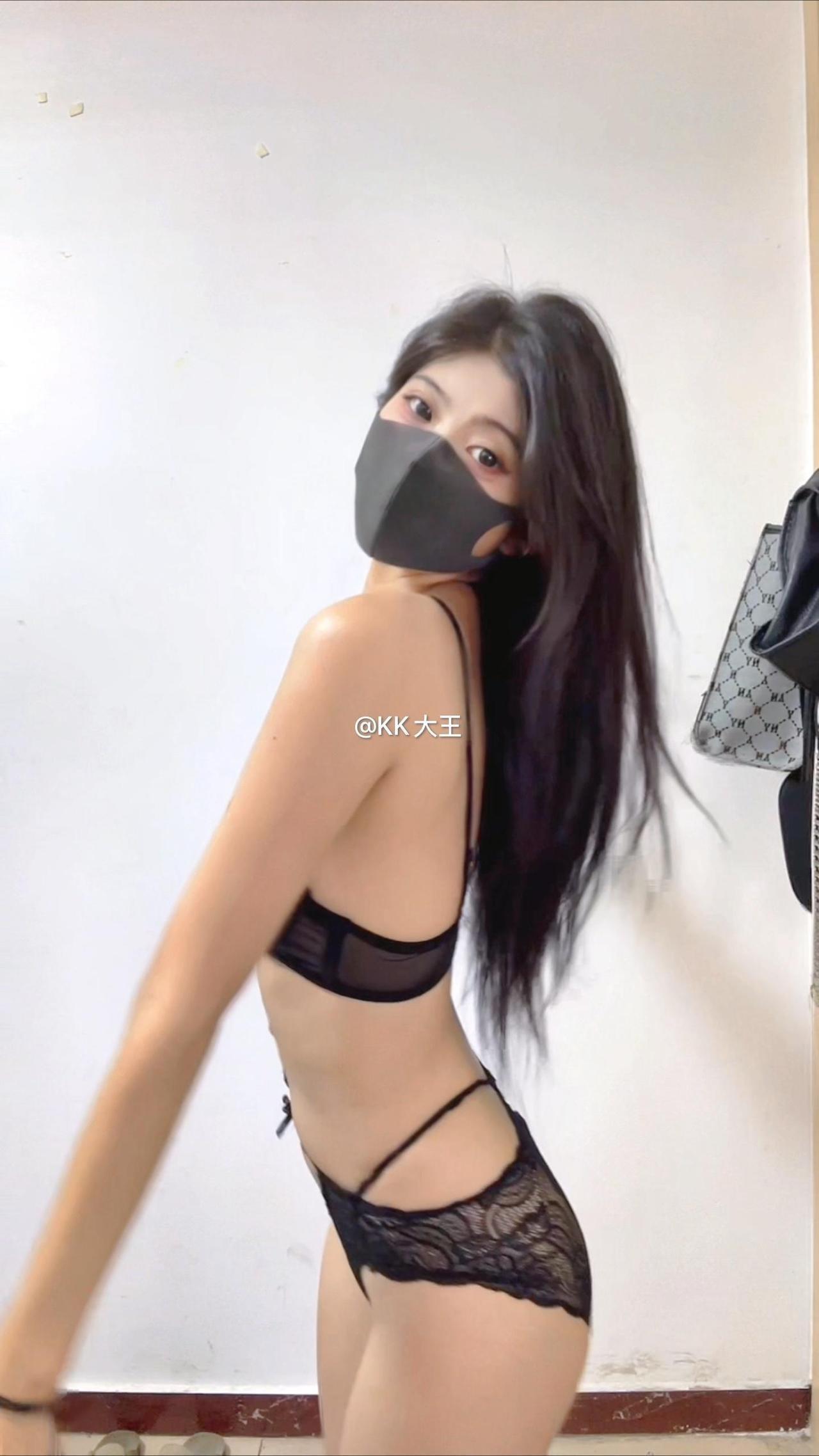 KK大王 - 黑蕾丝文胸 第8张图片