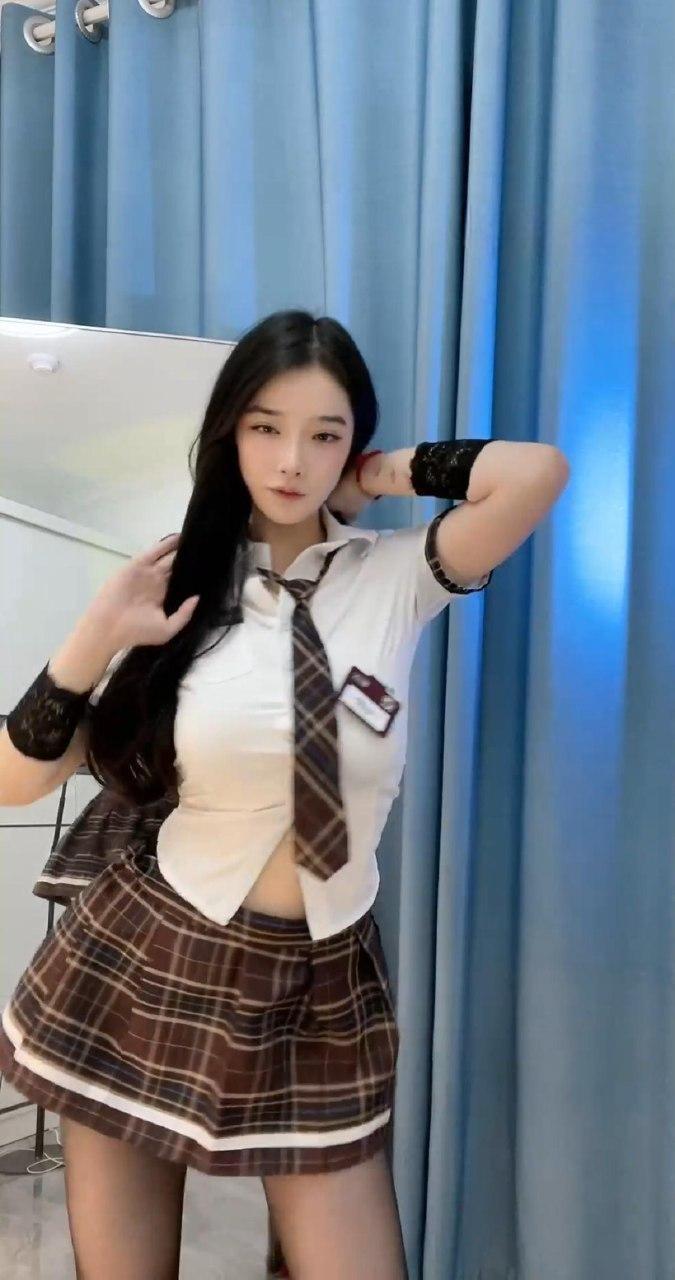 小清子 - 上高中的小师妹 第8张图片
