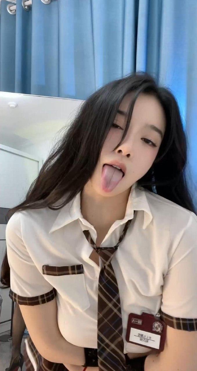 小清子 - 上高中的小师妹 第11张图片