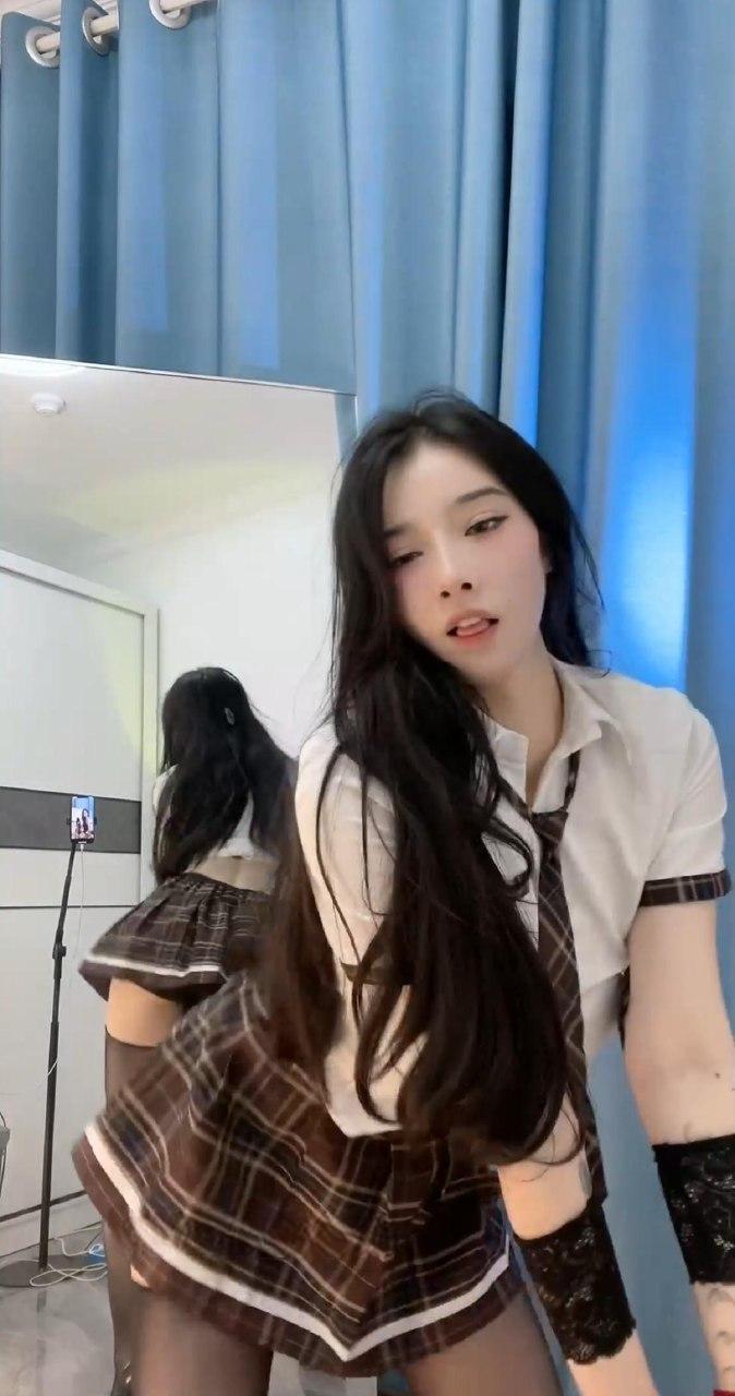 小清子 - 上高中的小师妹 第13张图片