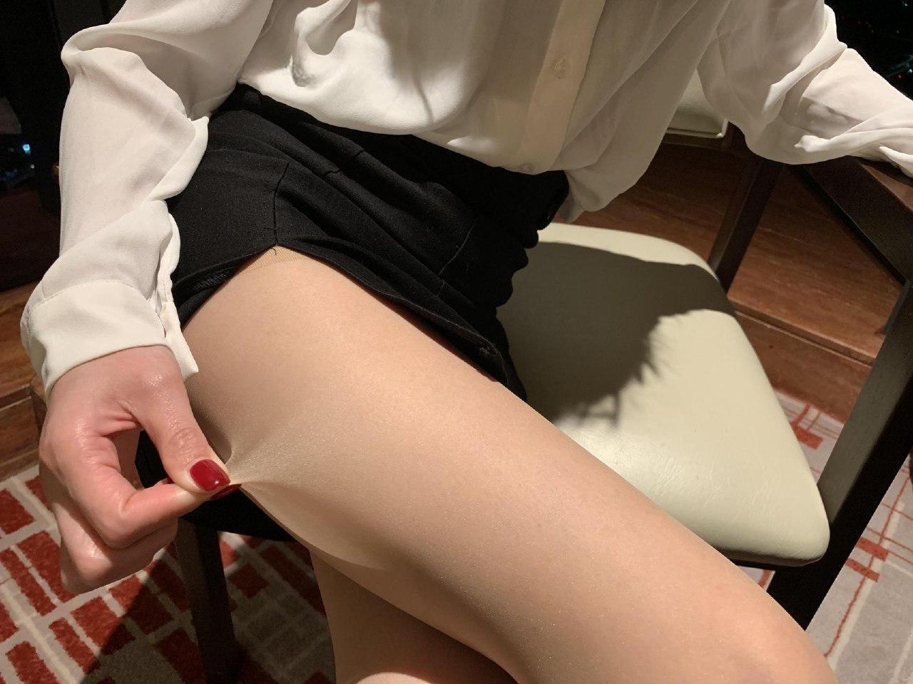 小仙女Elaine - ol美腿 第29张图片