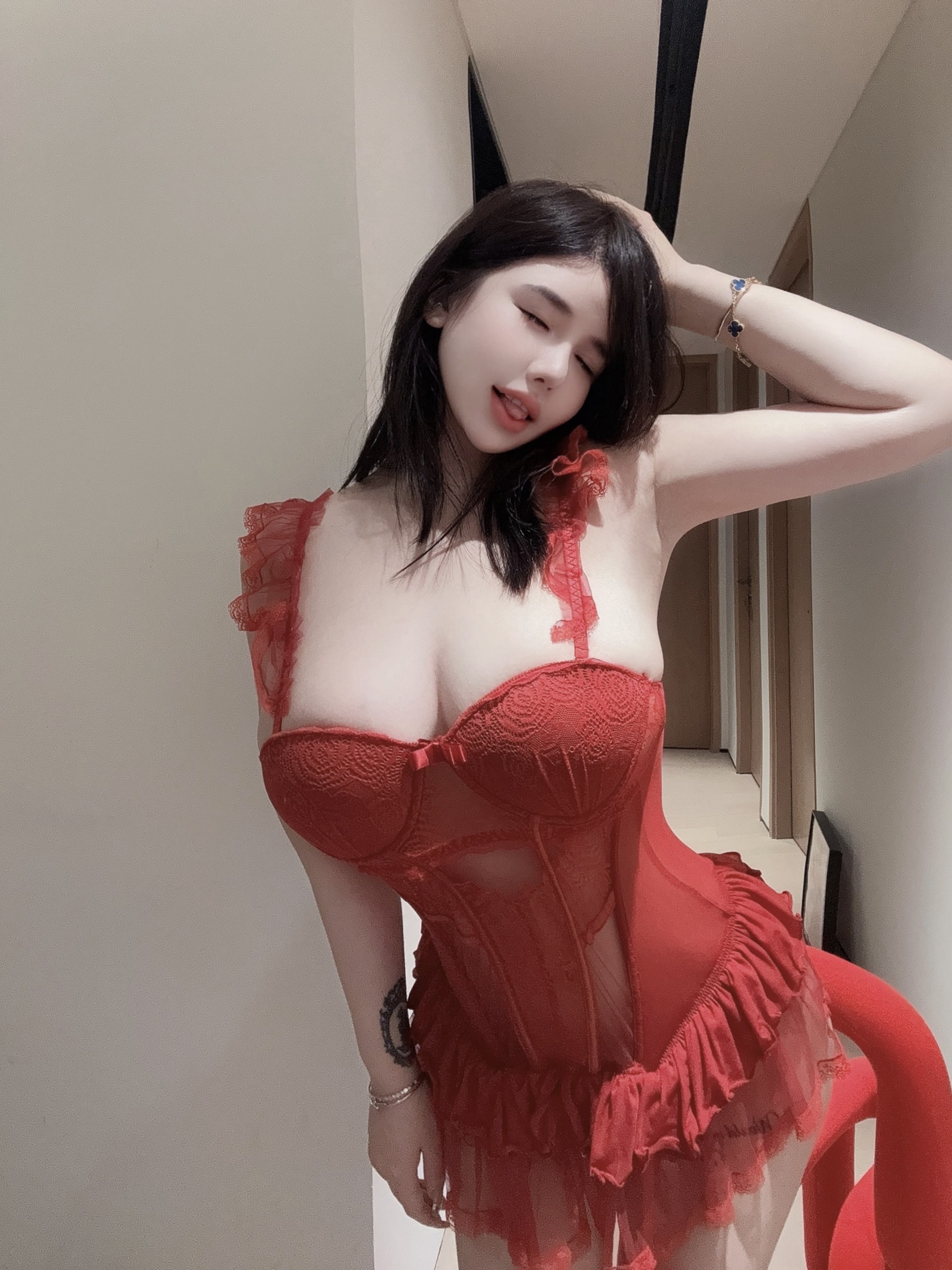 阿色 - 半腿红丝 第9张图片