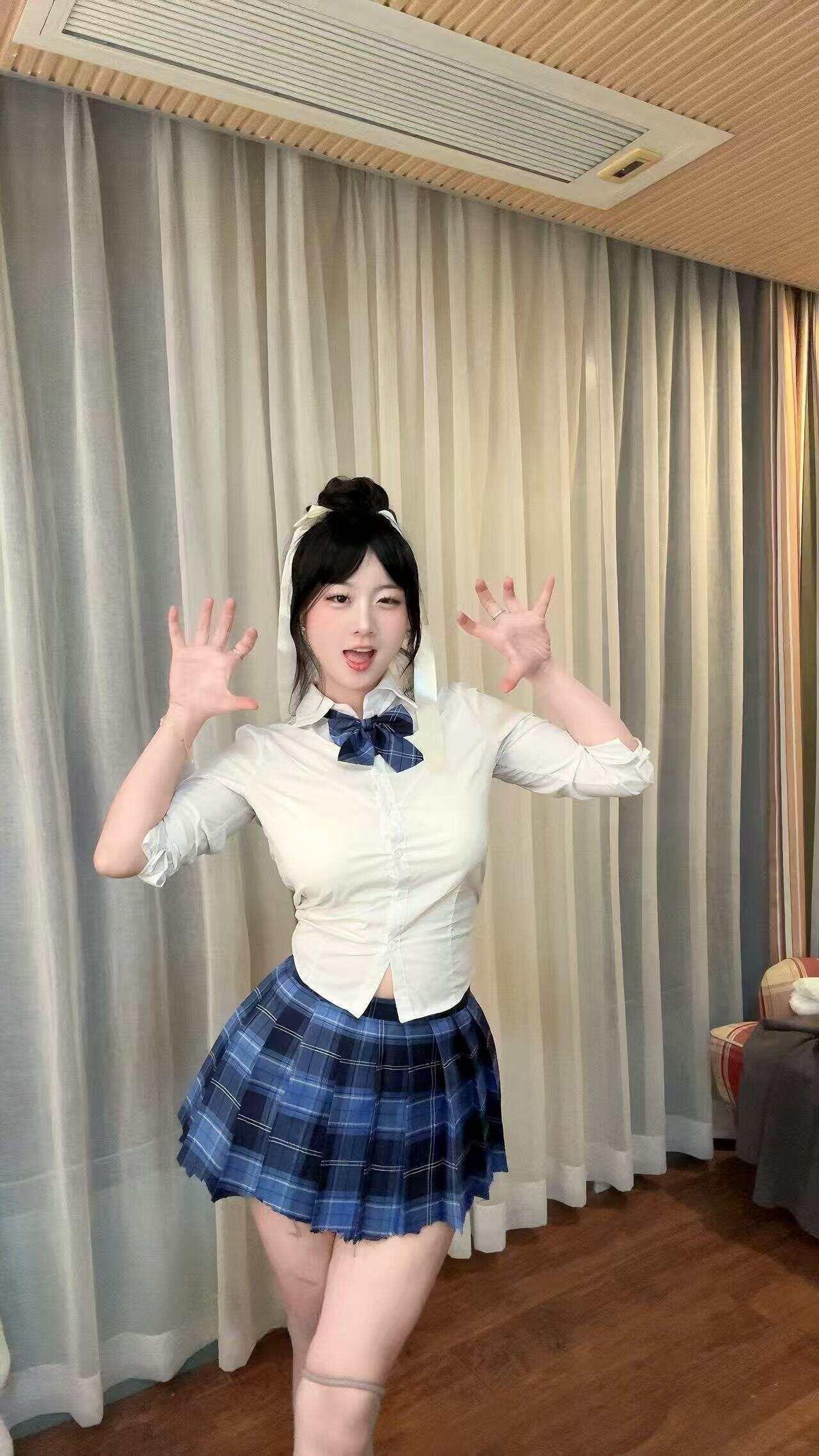雅思把我杀了 - 清纯jk小师妹 第3张图片