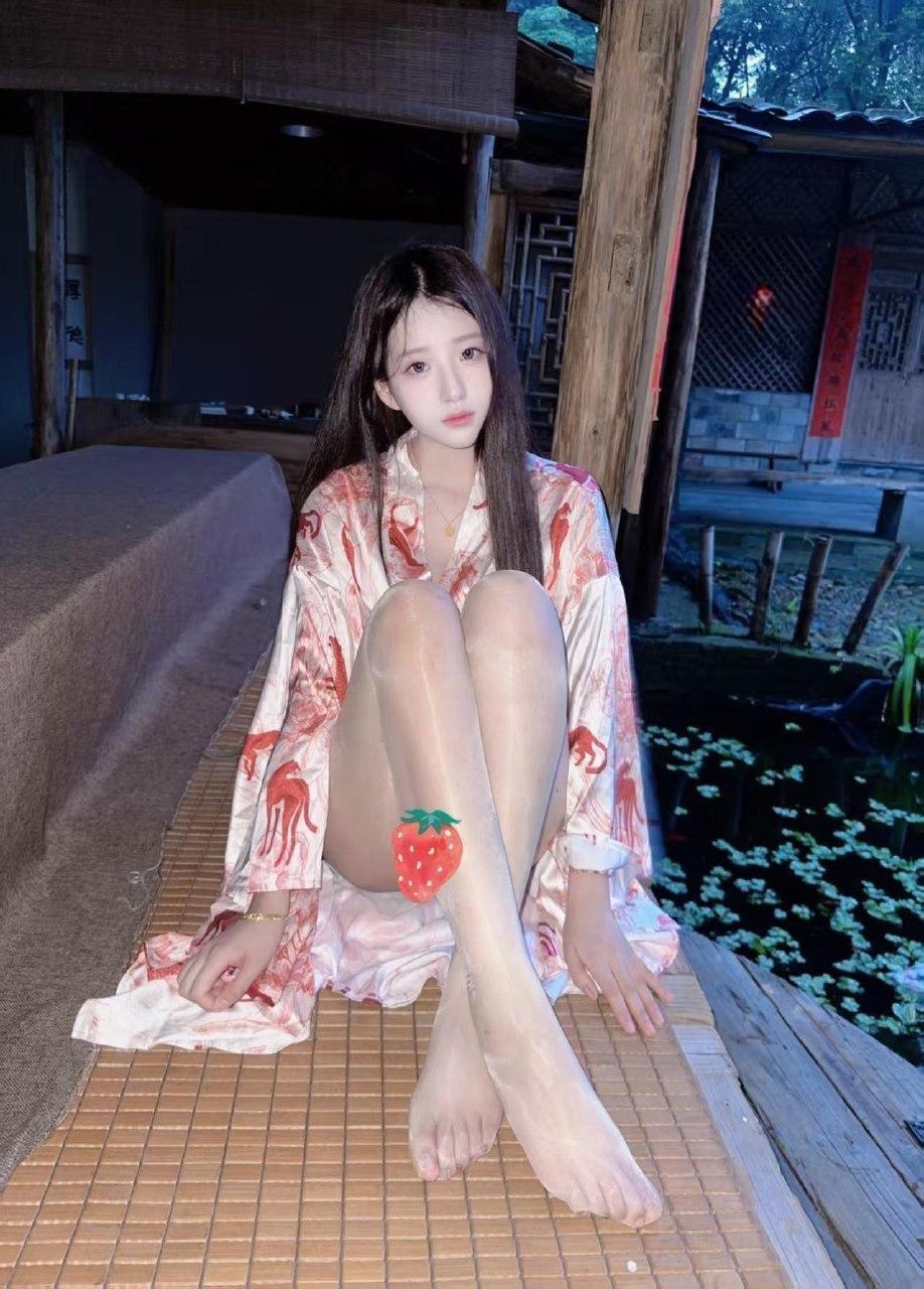 小雨yo甜 - 夏日和服 第2张图片