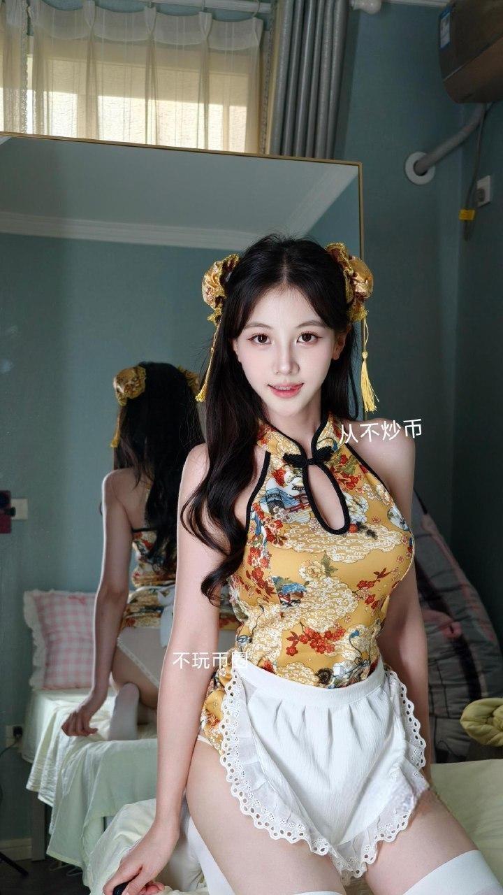 刘二萌 - 春丽cos 第7张图片