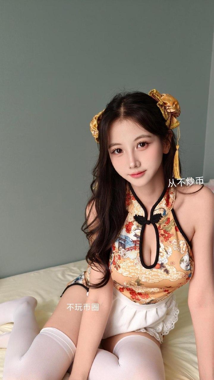 刘二萌 - 春丽cos 第13张图片